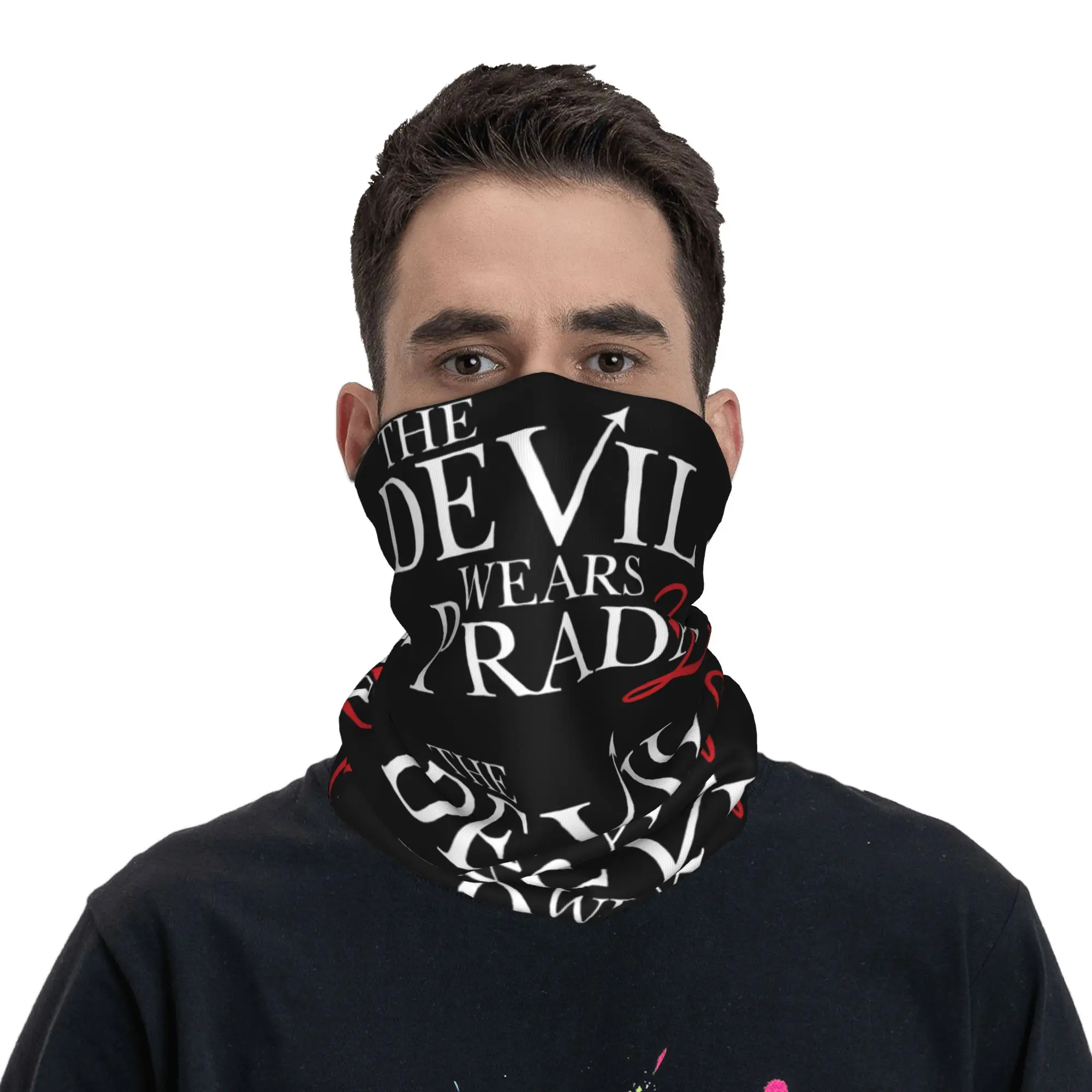 New Comedy Film The Devil Wear - Outdoor Hunting Prints ulasan dan harga